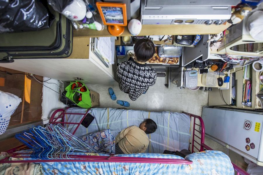 মাইক্রো অ্যাপার্টমেন্ট Tiny apartment hong kong featured