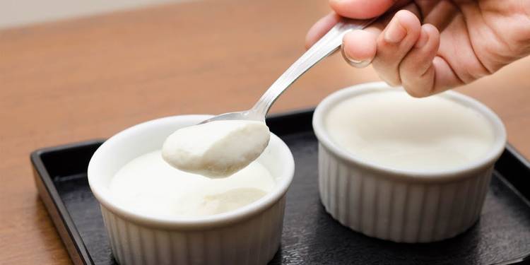Sour curd in remedy of abdominal pain